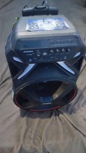 Airfryer e caixa de som