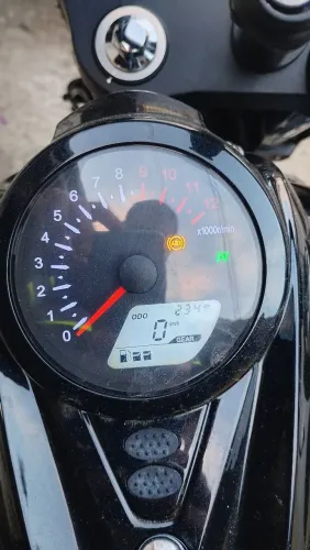 Moto semi nova