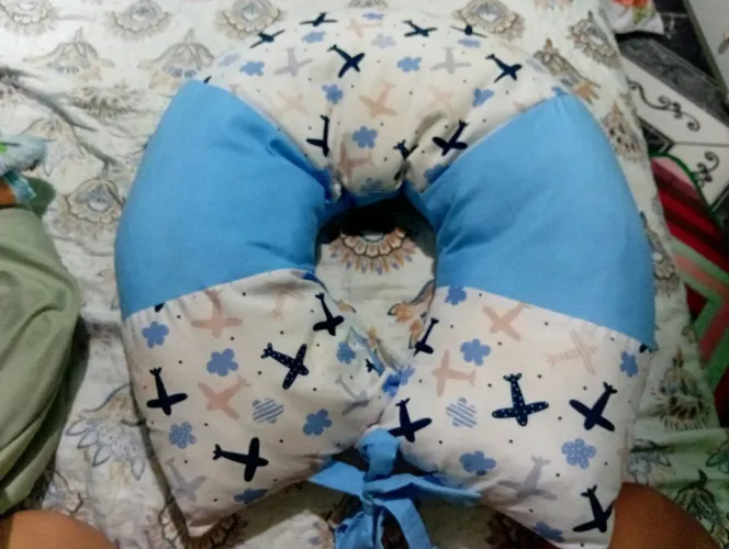 Vendo suporte de amamentação