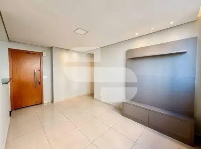 APARTAMENTO NO CASTELO PARA ALUGAR DE 02 QUARTOS - PRÉDIO COM ELEVADOR E ÁREA DE LAZER