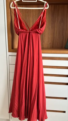 Vestido de festa terracota