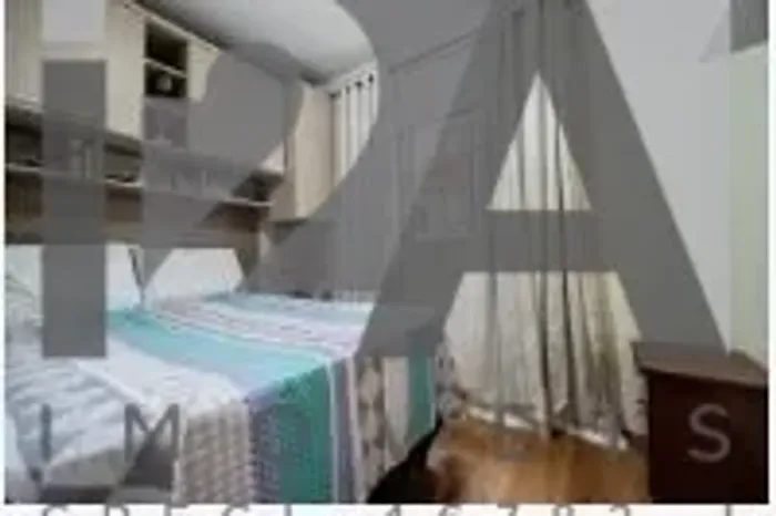 Sobrado no Bairro Quitaúna em condomínio fechado, com 2 dormitórios, 1 vaga de garagem.