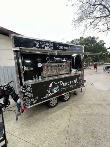 Trailer Cervejeiro com Câmara Fria e 6 Torneiras - Pronto para Trabalhar