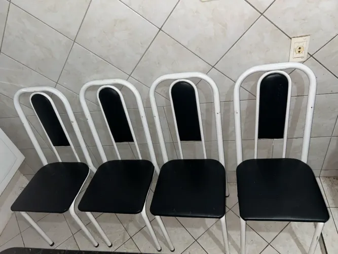Cadeiras para mesa 4 unidades