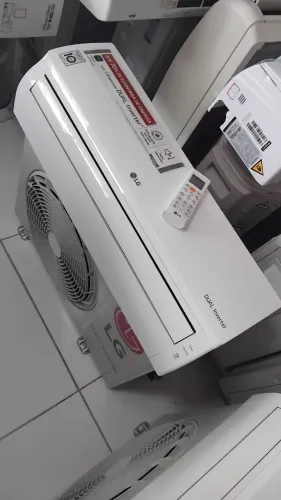 Ar condicionado seminovo LG dual Inverter 09.000 btus