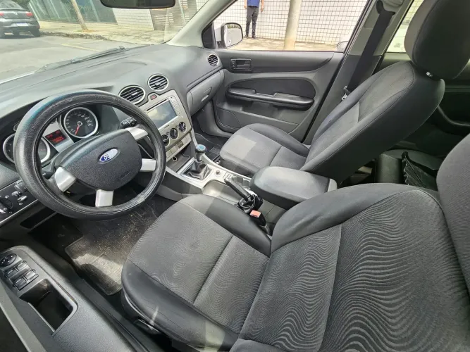 Ford Focus 2.0 16v/ 2.0 16V Flex 5P 2009