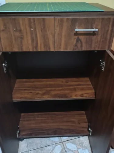 Armário / Balcão em MDF com Gavetas e Prateleiras Internas
