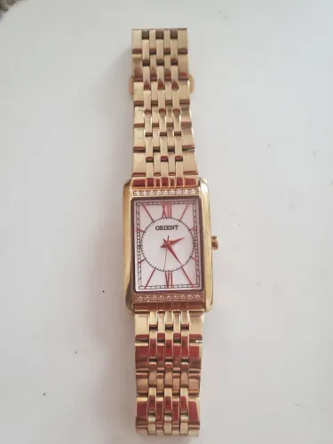 relógio feminino Orient dourado