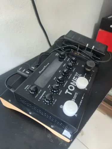 Pedal Tonex + Board e Bag + Midi Wireless chocolate + wah/vol
