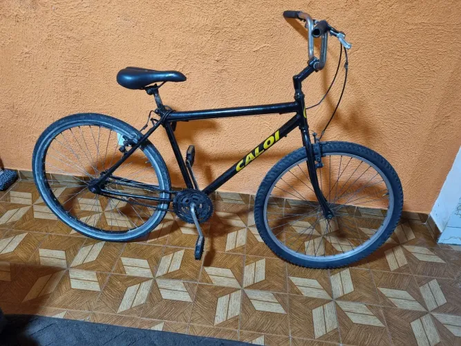 Bike aro 26 pra trabalho sem frescura pau pra toda obra sem marcha mas leve e rapida