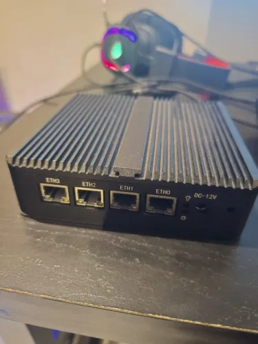 Mini PC Fanless J4125 4x LAN 2.5G, ideal pfSense/OPNsense