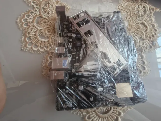 Placa-mãe Asus Prime H110M-P com soquete LGA1151 ddr4 de 6 e 7 geração.