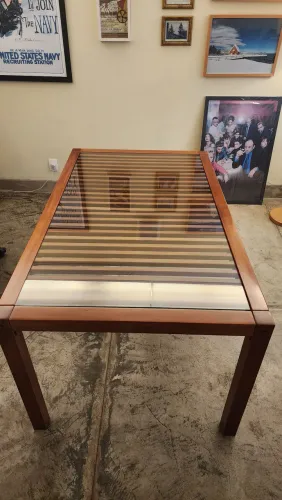 Mesa tok stok tinto 1,5 m 4 lugares