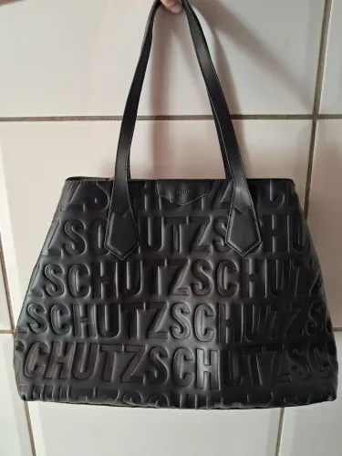 Bolsa Schutz Shopping Grande Trixie Preta