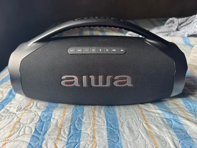 Aiwa bombox plus