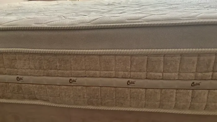 Castor: Cama box casal + colchão premium 