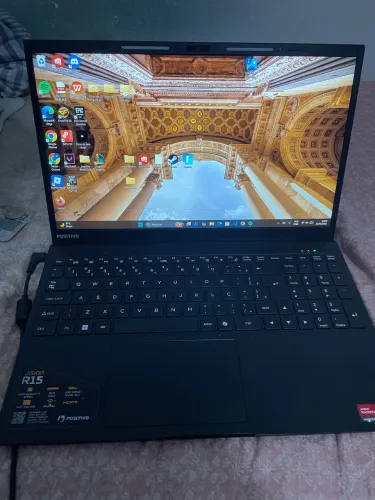 NOTEBOOK R15 ÓTIMO NOTEBOOK PRA ESTUDOS E JOGOS