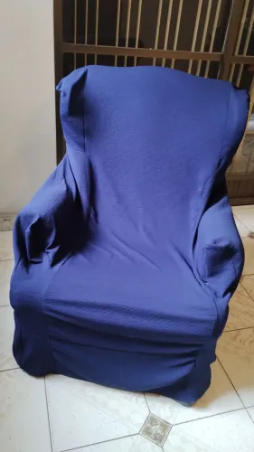 LIQUIDAÇÃO!. Poltrona bergère de balanço e giratória