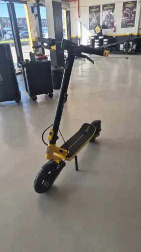 Xiaomi Electric Scooter 6 Ultra - Excelente estado!