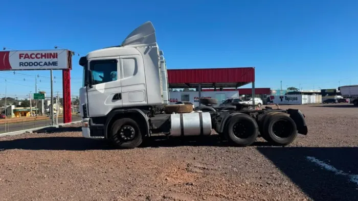 SCANIA R-124 GA 400 6X2 2005