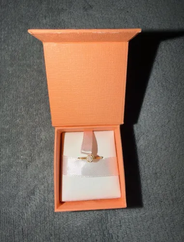 Anel de ouro 18k vivara com diamantes 