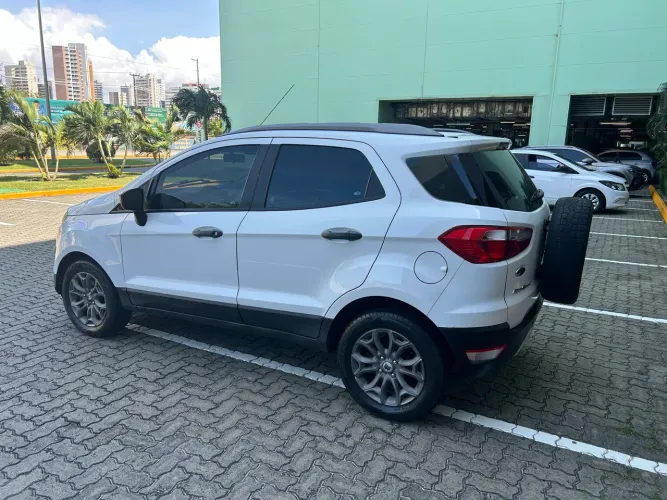Ford Ecosport Freestyle 1.6 16V Flex 5P 2017