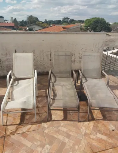 Vêndo espreguiçadeiras mudança urgente