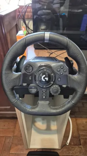 Volante Logitech G923 + Pedais (PC/PS4/PS5)