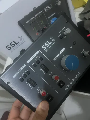 Ssl 2 interface de audio placa de audio