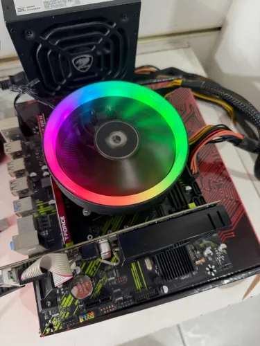 Kit XEON Novíssimo c/ Gabinete Gamer de Brinde