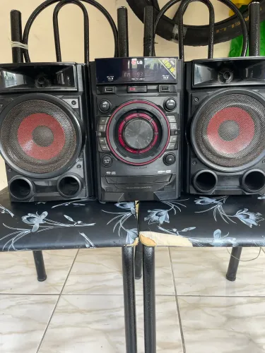 Som LG CM4330 com caixas