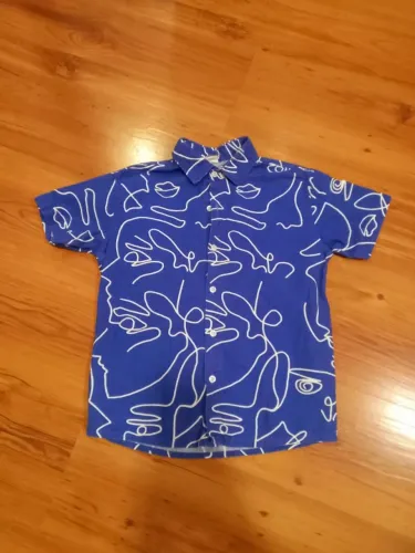 Camisa infantil tamanho 10