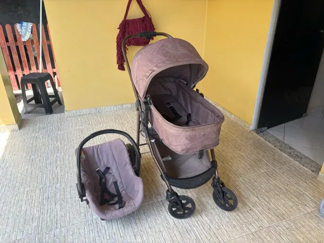 Carrinho de bebê completo e barato
