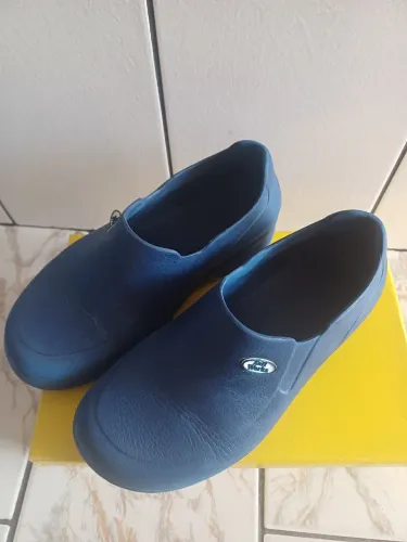 Sapato de borracha soft works