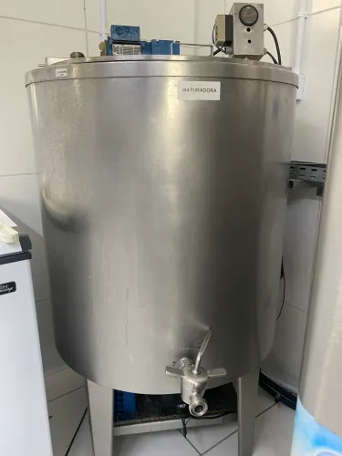 MATURADORA 150L