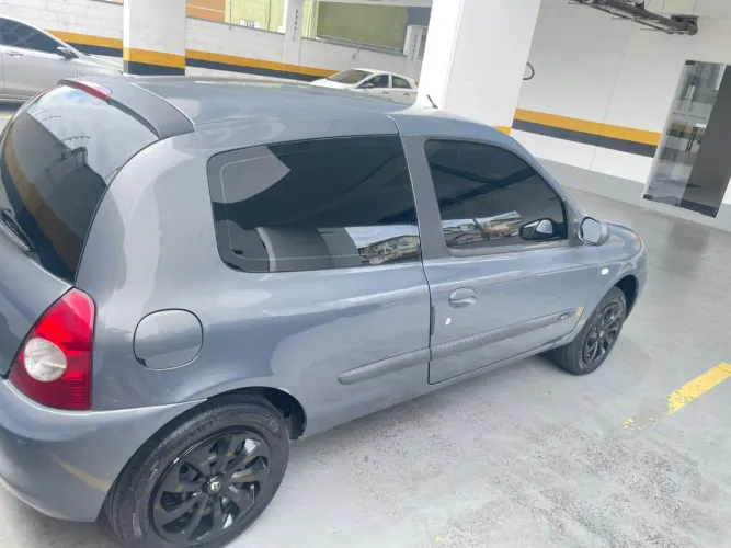 Renault Clio Campus Hi-flex 1.0 16V 3P 2010