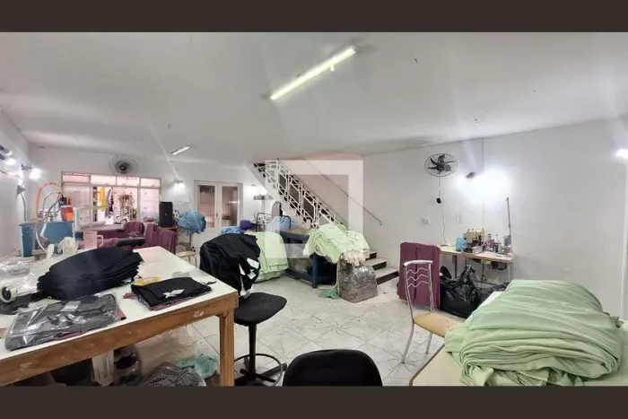 Casa à Venda - Barra Funda, 6 Quartos, 150 m2