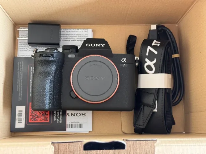 Sony a7IV nova