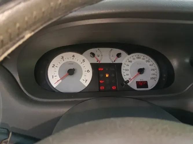 Renault Scenic RT/auth/auth/kids Hi-flex 1.6 16V 2009