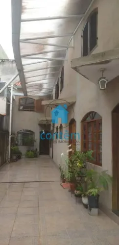Sobrado à venda em São Paulo, Jardim Ester Yolanda, com 10 quartos, com 250 m²