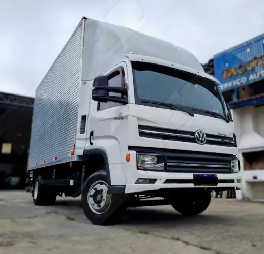 VW 11.180 Delivery Prime - 2025 (Baú com Plataforma)