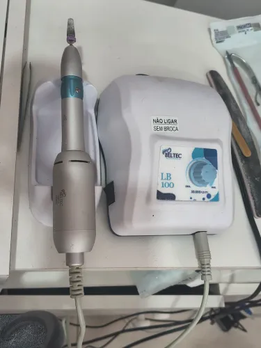 Motor de unha para Nail design e podologia