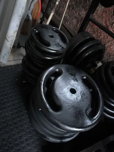 ANILHAS DE MUSCULAÇÃO! R$ 8,00 o KG! FRETE GRÁTIS CURITIBA E REGIÃO ACIMA DE 100KG!