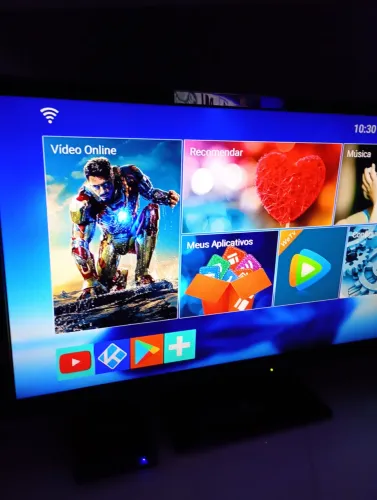 Tv 32 não smartv porém acompanha o conversor