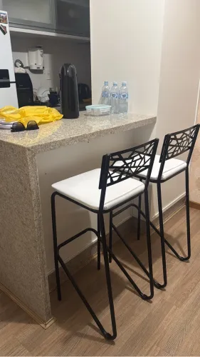 Banquetas para bancada ou bar