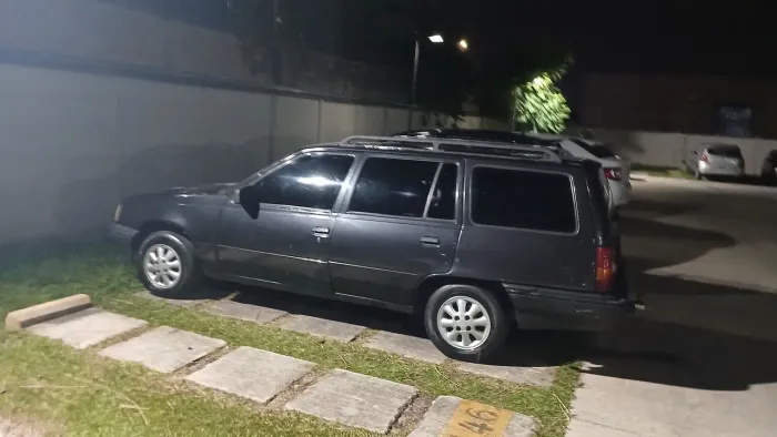 Chevrolet Ipanema GL/ Flair 2.0 MPFI / EFI 4P (álcool) 1994