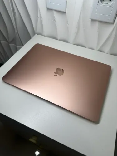 MACBOOK AIR 13