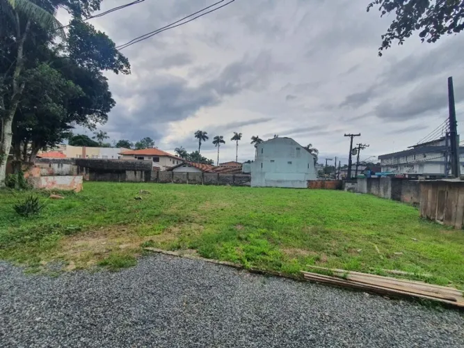 Terreno para alugar, 1800 m² por R$ 8.100 + taxas/mês - Bom Retiro - Joinville/SC