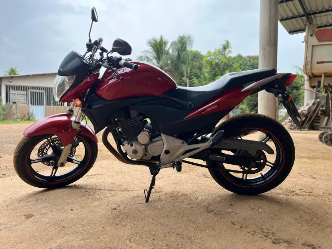 Honda CB 300