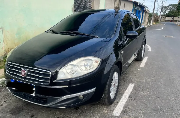 Fiat Linea Absolute 1.9/1.8 Flex Dualogic 4P 2015